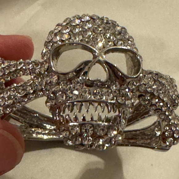 BRACELET SKULL RHINESTONES CLAMPER HALLOWEEN - Picture 8 of 11